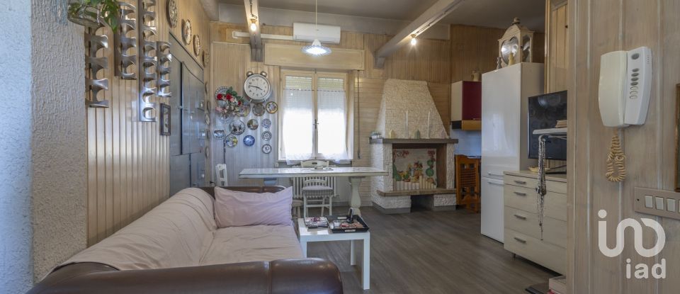 Palazzo / Stabile 0 locali di 650 m² a Morrovalle (62010)