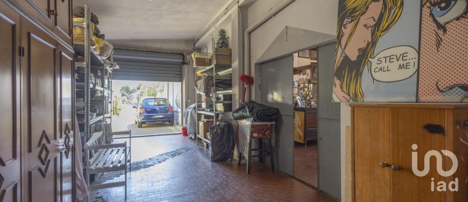 Palazzo / Stabile 0 locali di 650 m² a Morrovalle (62010)