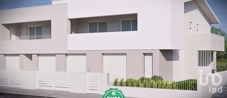 Casale 5 locali di 135 m² in Castel Goffredo (46042)