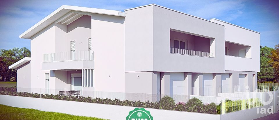 Casale 5 locali di 143 m² in Castel Goffredo (46042)