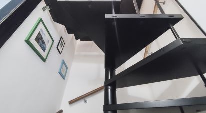 Casa indipendente / Villa 8 locali di 170 m² in Firenze (50142)