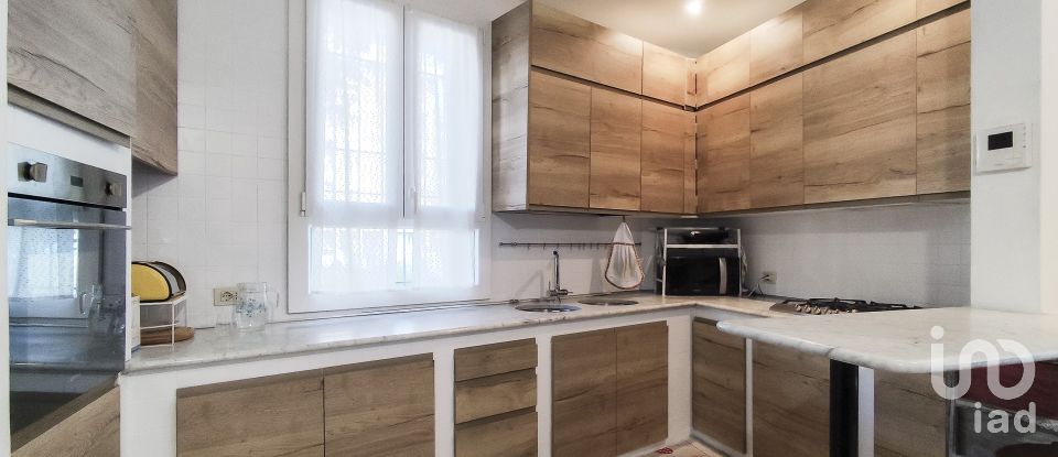 House 8 rooms of 170 m² in Firenze (50142)