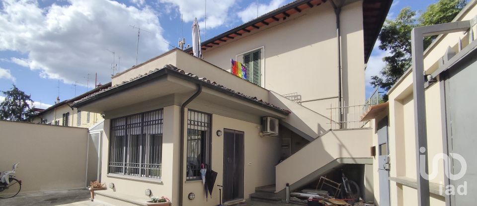 House 8 rooms of 170 m² in Firenze (50142)