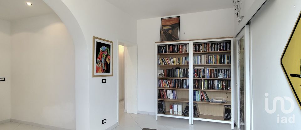 House 8 rooms of 170 m² in Firenze (50142)