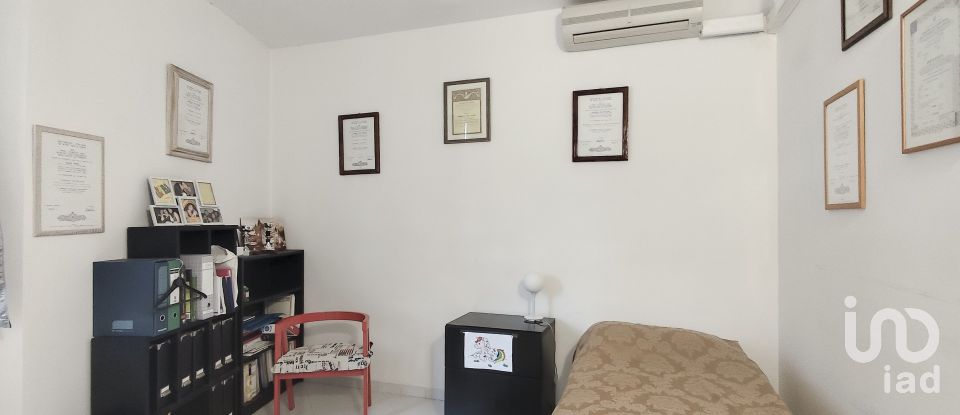 House 8 rooms of 170 m² in Firenze (50142)