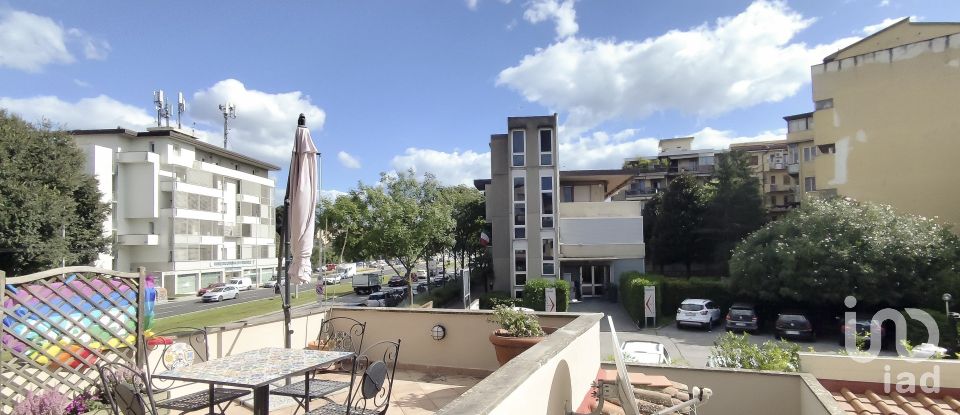 House 8 rooms of 170 m² in Firenze (50142)