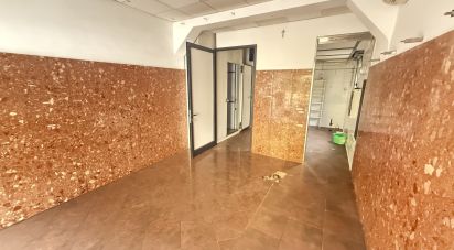 Negozio / locale commerciale di 40 m² in Firenze (50142)