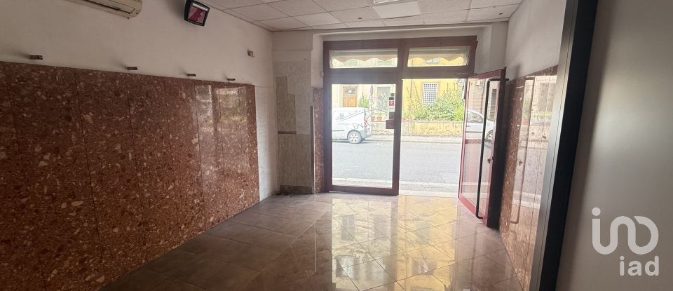 Shop / premises commercial of 40 m² in Firenze (50142)