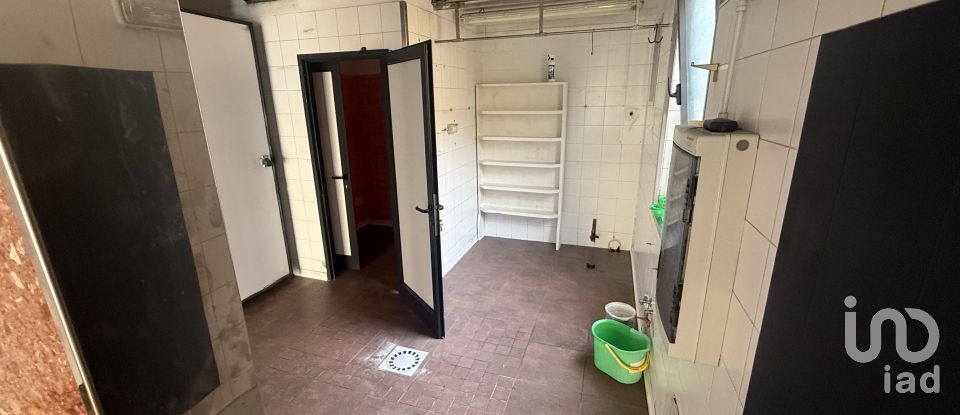 Shop / premises commercial of 40 m² in Firenze (50142)