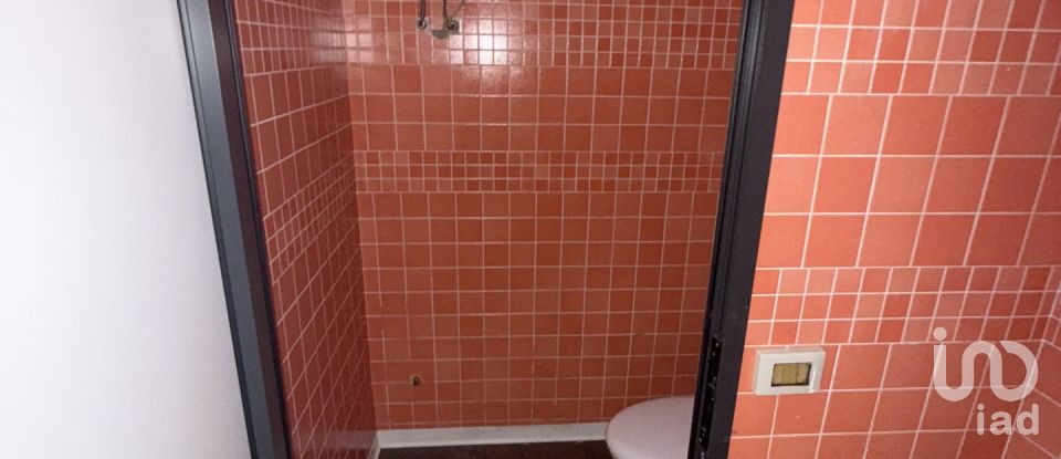 Shop / premises commercial of 40 m² in Firenze (50142)