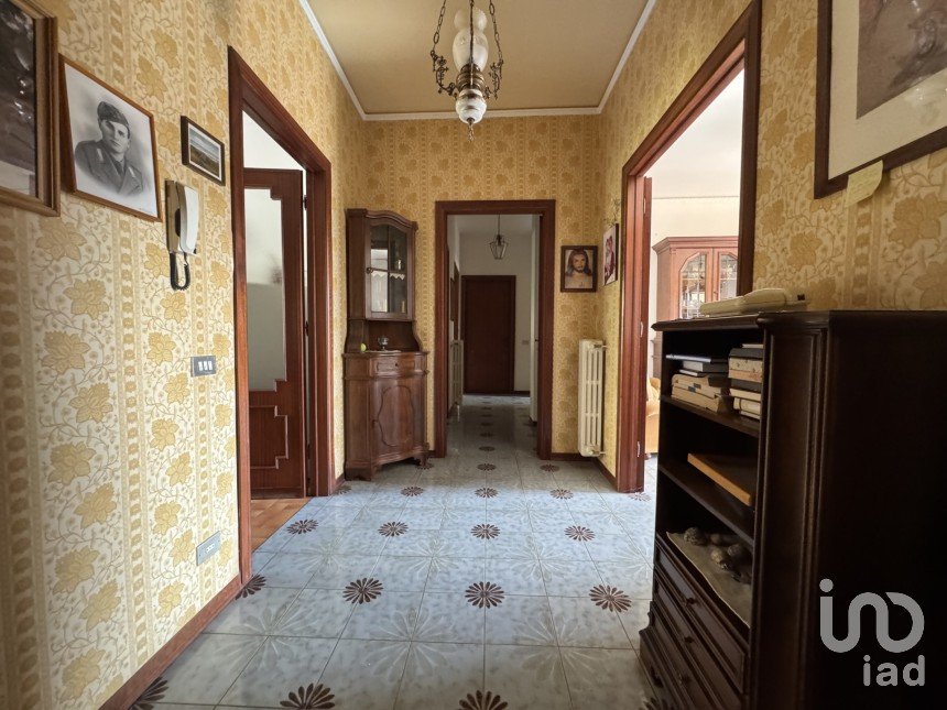 Quadrilocale di 100 m² a Dicomano (50062)