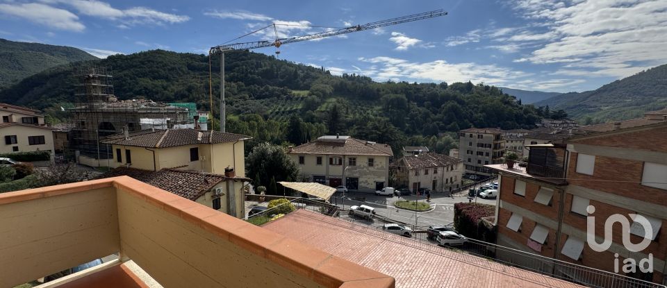 Quadrilocale di 100 m² a Dicomano (50062)