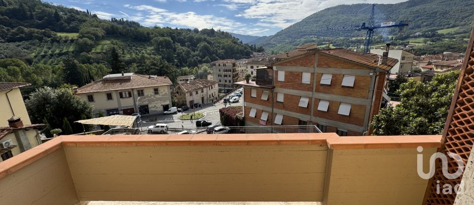 Quadrilocale di 100 m² a Dicomano (50062)