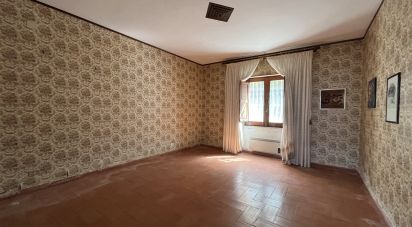 Farm 18 rooms of 580 m² in - (87030)