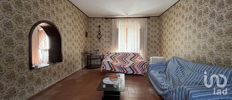 Farm 18 rooms of 580 m² in - (87030)