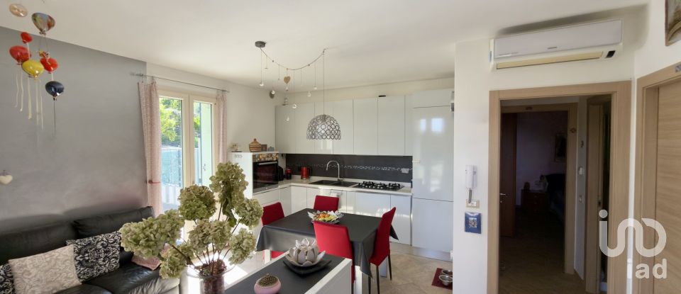 Appartamento 5 locali di 95 m² a Imperia (18100)