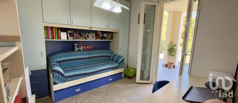 Appartamento 5 locali di 95 m² a Imperia (18100)