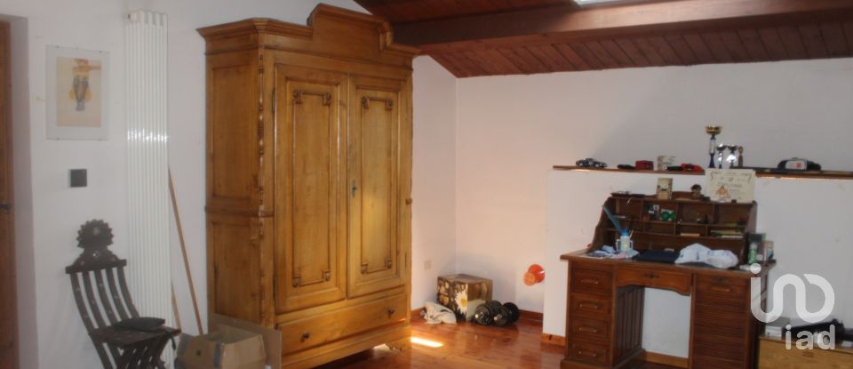 House 5 rooms of 326 m² in Fano (61032)