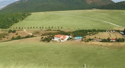 Hotel-ristorante di 2.600 m² in Fabriano (60044)