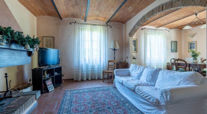 Casa indipendente / Villa 7 locali di 130 m² in Casciana Terme (56034)