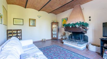 Casa indipendente / Villa 7 locali di 130 m² in Casciana Terme (56034)