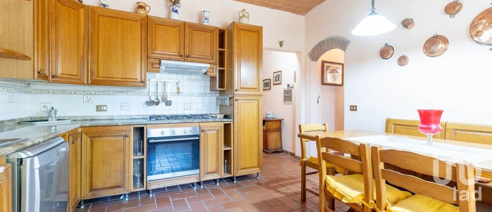 House 7 rooms of 130 m² in Casciana Terme (56034)