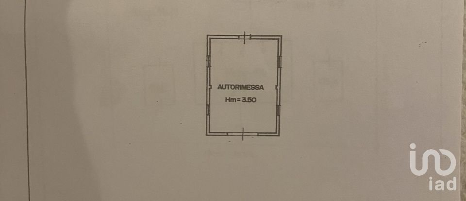 Villa Bifamiliare 8 locali di 363 m² in Fano (61032)