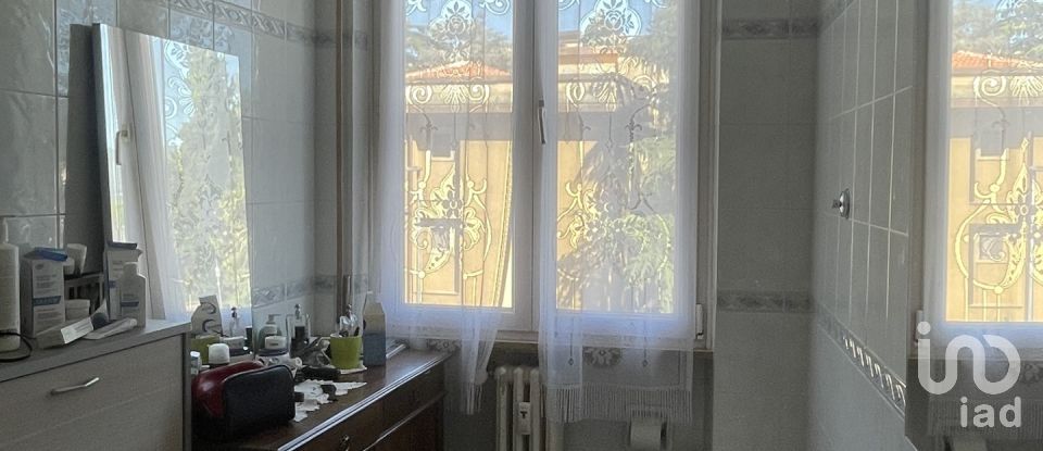 Apartment 5 rooms of 97 m² in Arezzo (52100)