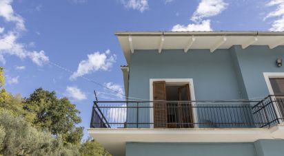 Casa indipendente / Villa 10 locali di 235 m² in Macerata (62100)