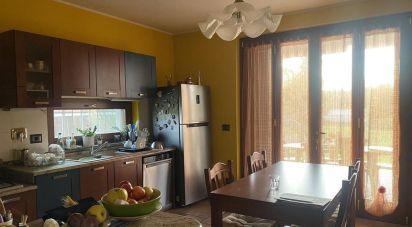 Casale 10 locali di 336 m² in Riva presso Chieri (10020)