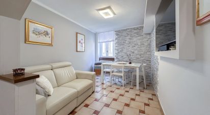 Mansion 6 rooms of 120 m² in Monte Urano (63813)
