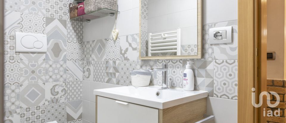 Mansion 6 rooms of 120 m² in Monte Urano (63813)