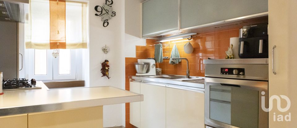 Mansion 6 rooms of 120 m² in Monte Urano (63813)