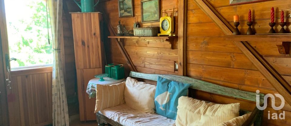 Baita / Chalet 4 locali di 90 m² in Castelli (64041)