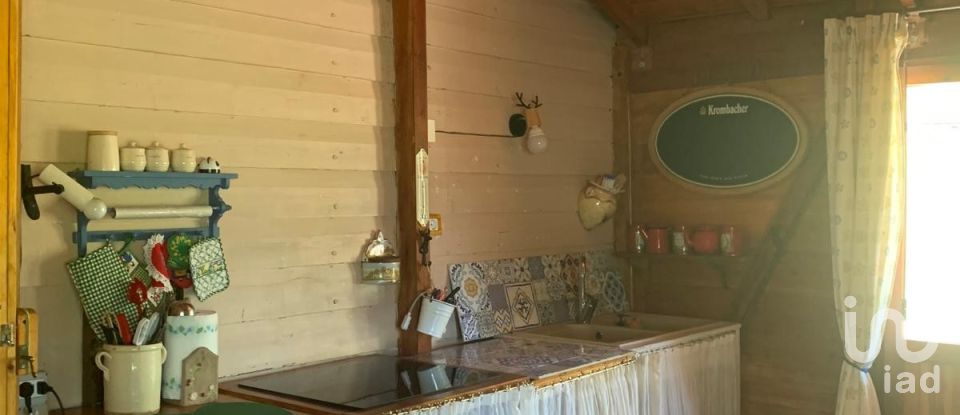 Baita / Chalet 4 locali di 90 m² in Castelli (64041)