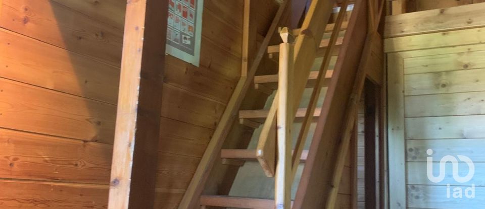 Baita / Chalet 4 locali di 90 m² in Castelli (64041)