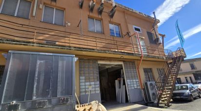 Capannone di 1.200 m² in Genova (16161)