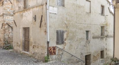 Casa indipendente 4 locali di 176 m² in Offagna (60020)