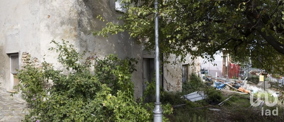 Townhouse 4 rooms of 176 m² in Offagna (60020)