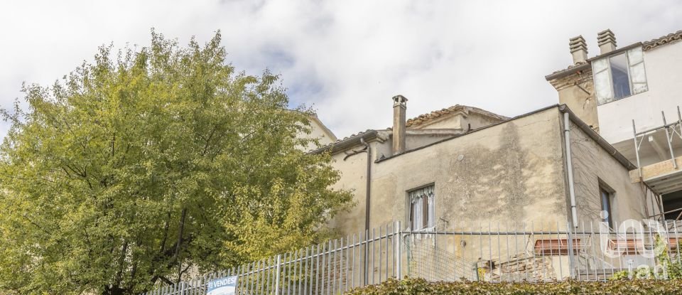 Townhouse 4 rooms of 176 m² in Offagna (60020)