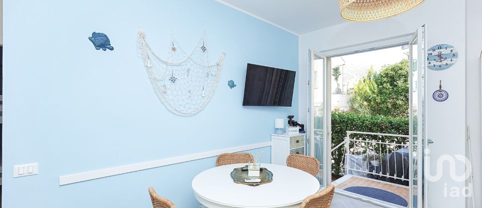 Bilocale di 46 m² a Ceriale (17023)