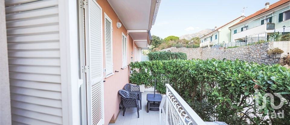 Bilocale di 46 m² a Ceriale (17023)