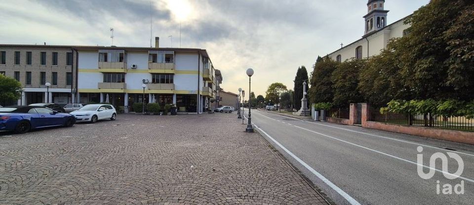 Shop / premises commercial of 140 m² in Santa Maria di Sala (30036)