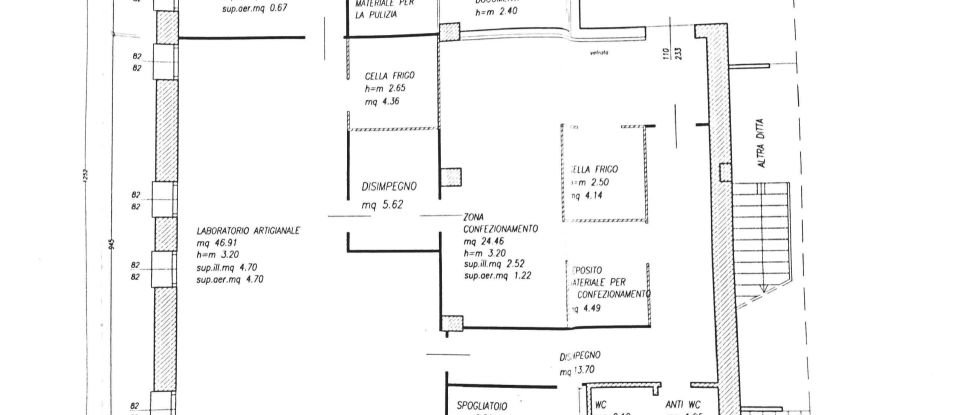 Shop / premises commercial of 140 m² in Santa Maria di Sala (30036)