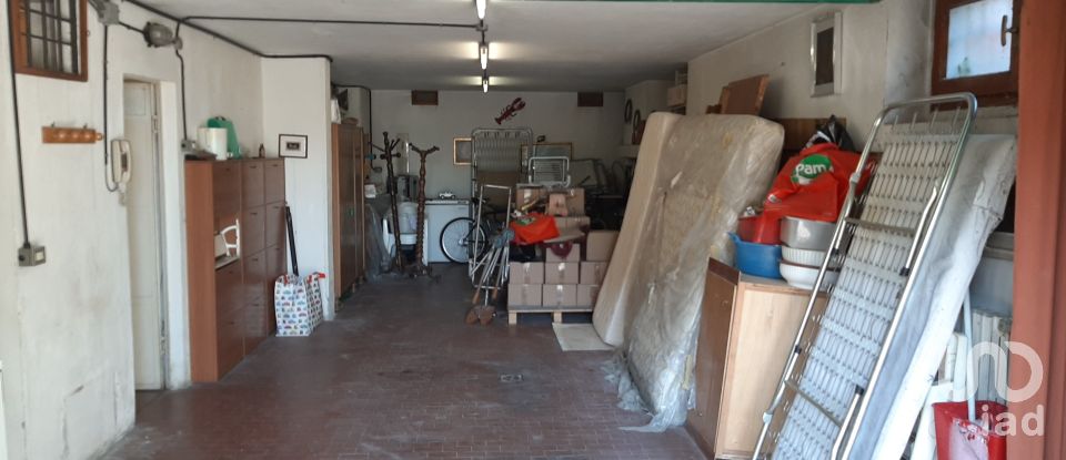 House 13 rooms of 250 m² in Tavarnelle Val di Pesa (50028)