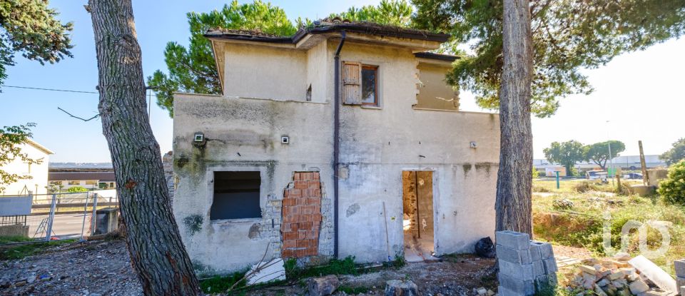 Townhouse 4 rooms of 127 m² in Civitanova Marche (62012)