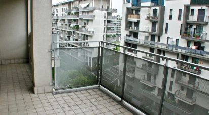 Three-room apartment of 100 m² in Milano (20138)