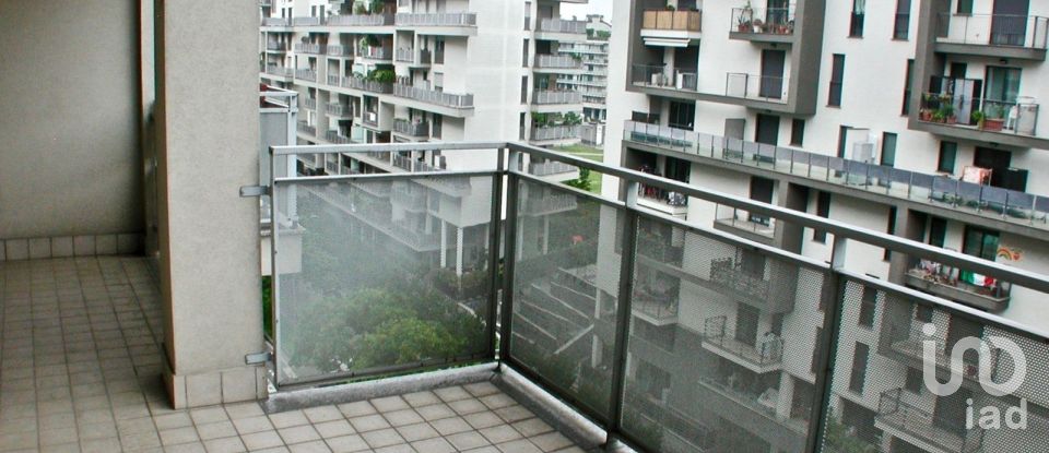 Three-room apartment of 100 m² in Milano (20138)