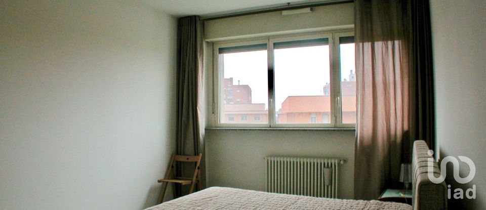 Three-room apartment of 100 m² in Milano (20138)