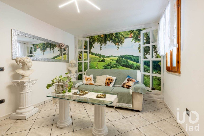 Apartment 6 rooms of 115 m² in Santa Maria a Monte (56020)